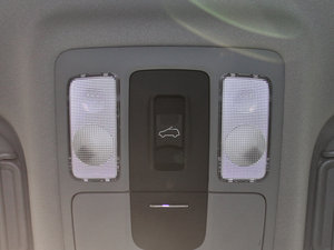 2015款3.8L 豪华版 国V 中控区