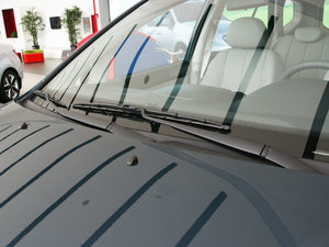 2011款2.0L 5座自动舒适版 雨刷
