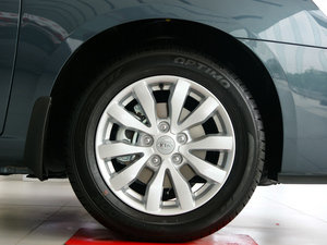 2011款2.0L 5座自动舒适版 细节外观