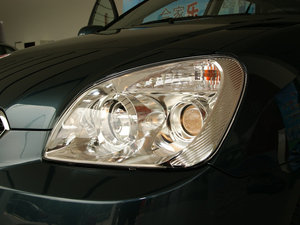 2011款2.0L 5座自动舒适版 细节外观