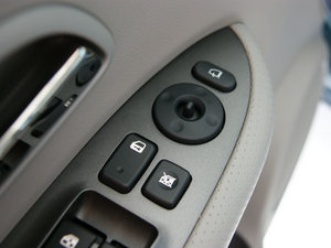 20112.0L 5Ԅ(dng)m g