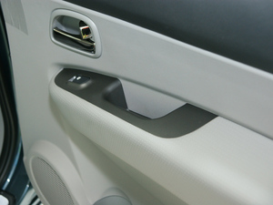 20112.0L 5Ԅ(dng)m g