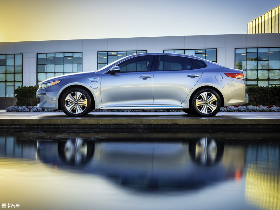 2016������K5 Hybrid(�M��) Plug in Hybrid