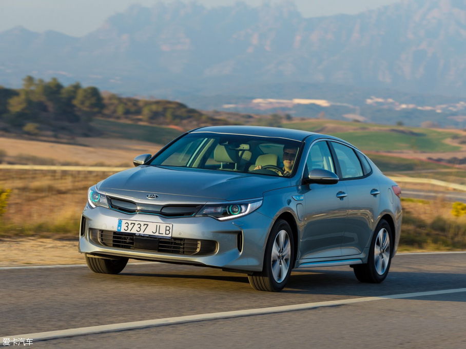 2016������K5 Hybrid(�M(j��n)��) Plug in Hybrid