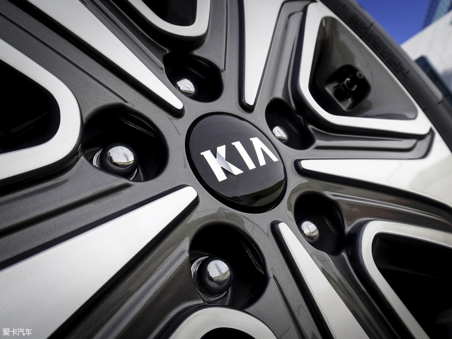 2016������K5 Hybrid(�M��) ����Hybrid