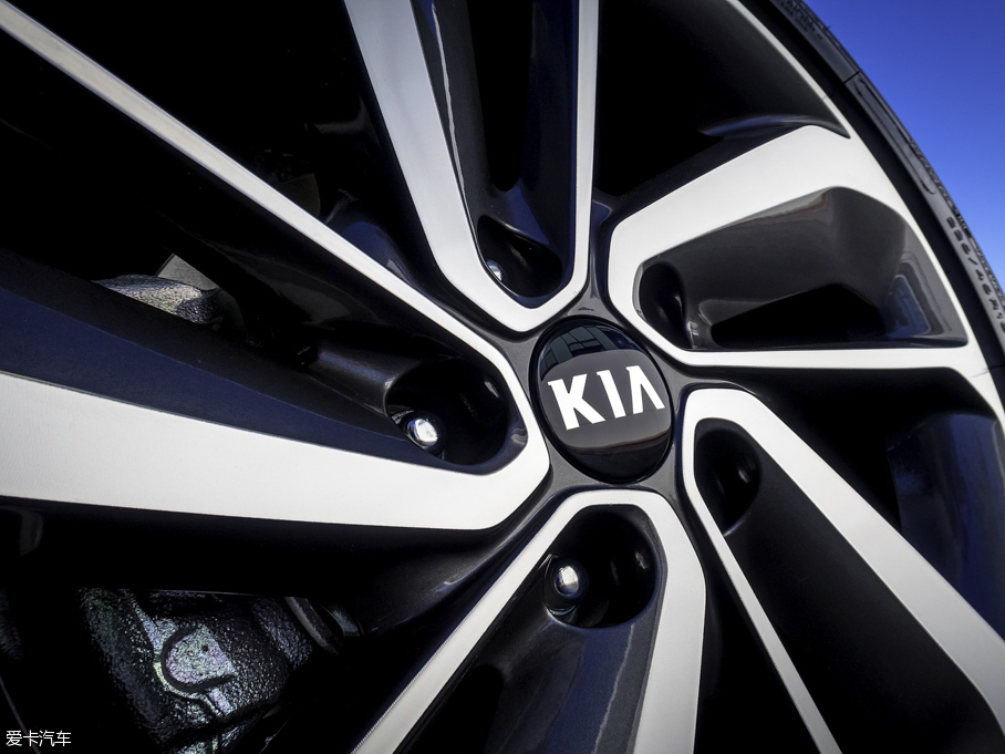 2017��O� 1.6L �p�x����Ş��