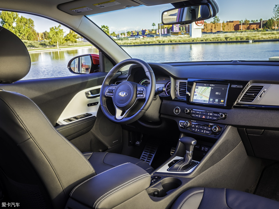 2017��O� 1.6L �p�x����Ş��