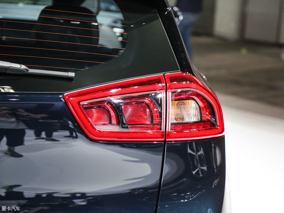 2017��O� 1.6L �p�x����Ş��