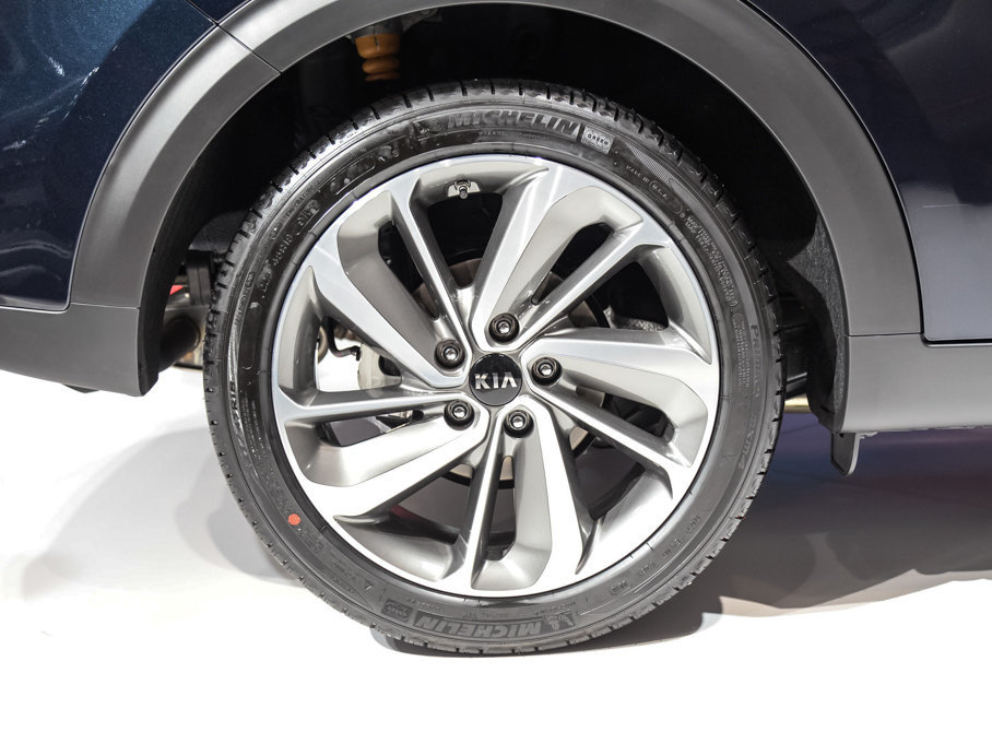 2017��O� 1.6L �p�x����Ş��