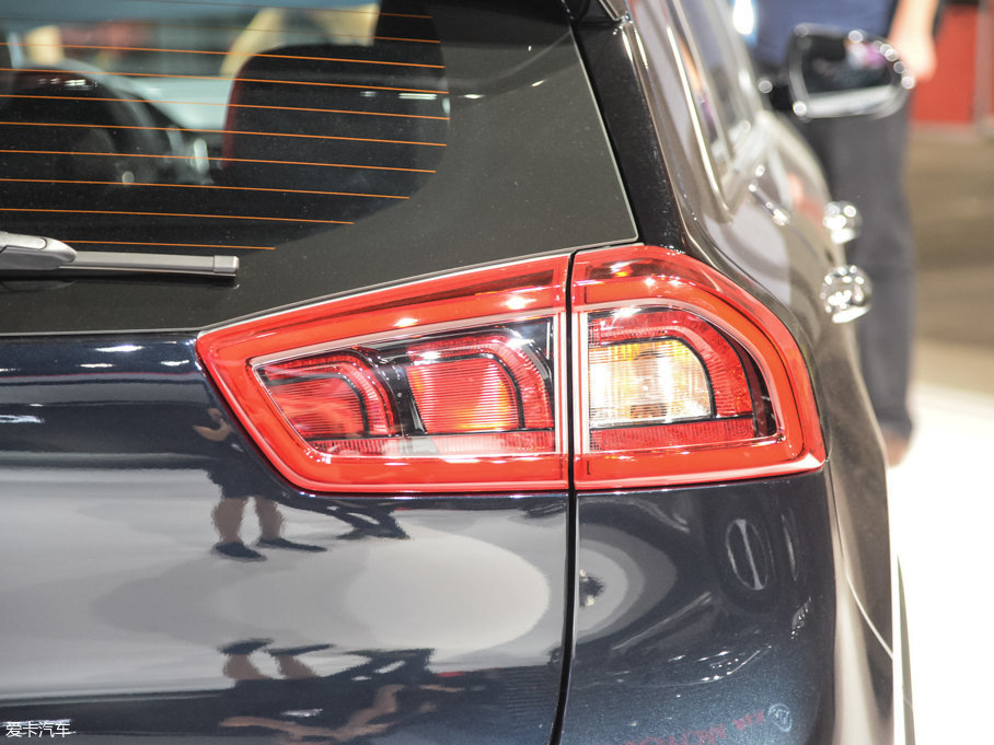 2017��O� 1.6L �p�x����Ş��