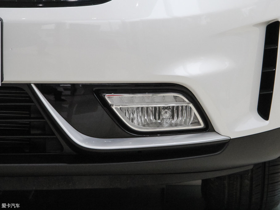 2017��O� 1.6L �p�x����Ş��