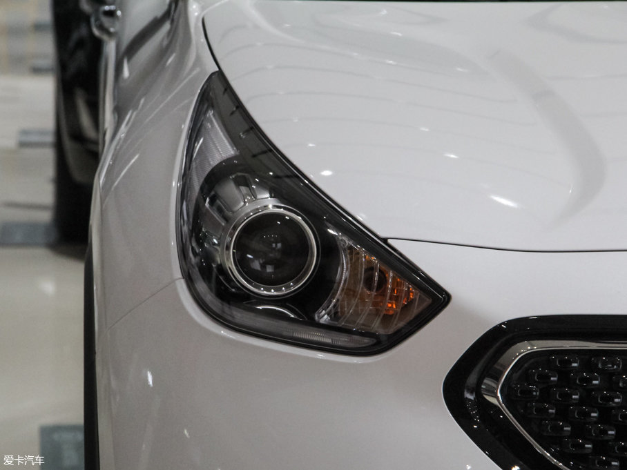 2017��O� 1.6L �p�x����Ş��