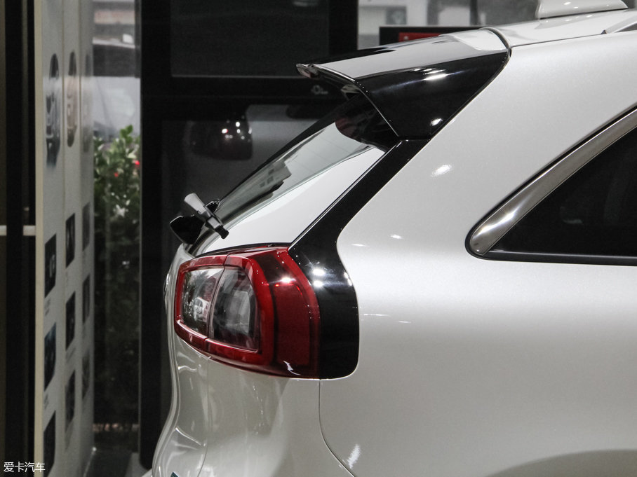 2017��O� 1.6L �p�x����Ş��