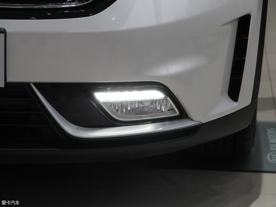 2017��O� 1.6L �p�x����Ş��