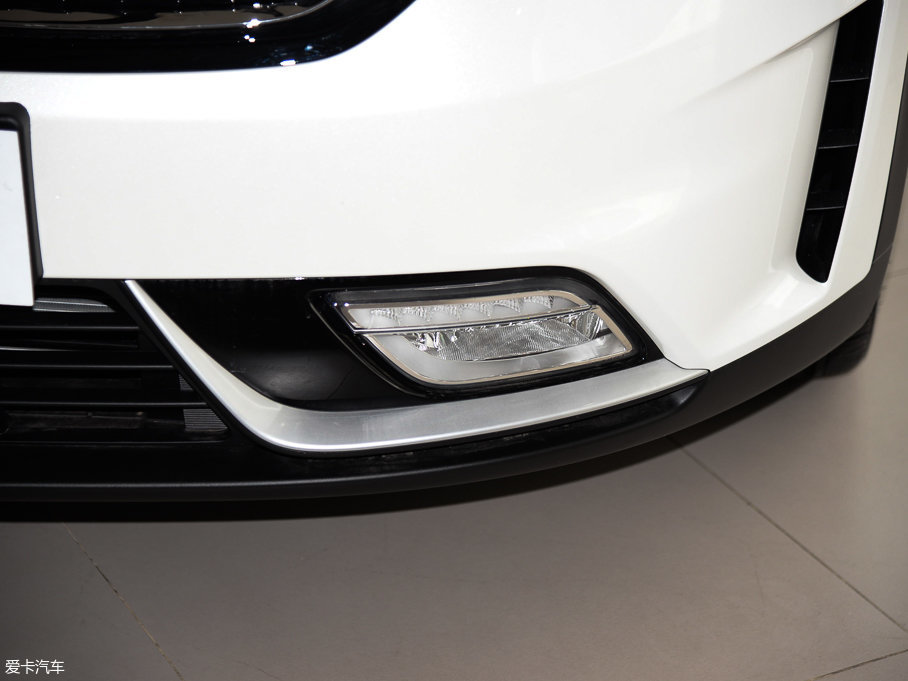 2017��O� 1.6L �p�x����Ş��