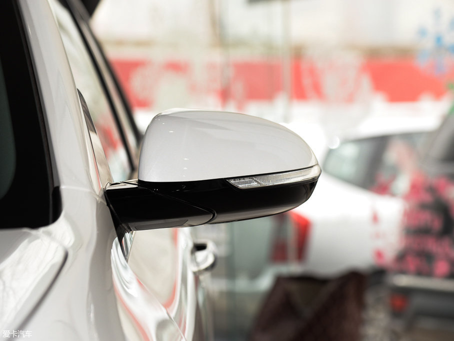 2017��O� 1.6L �p�x����Ş��