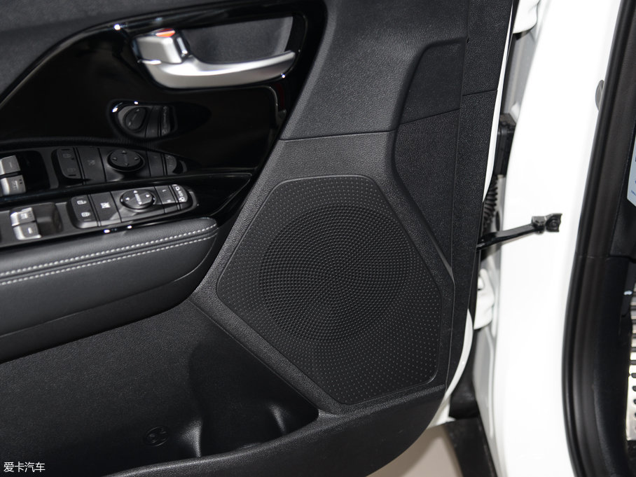 2017��O� 1.6L �p�x����Ş��