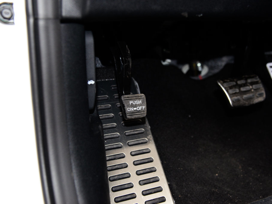 2017��O� 1.6L �p�x����Ş��