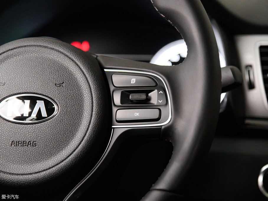 2017��O� 1.6L �p�x����Ş��