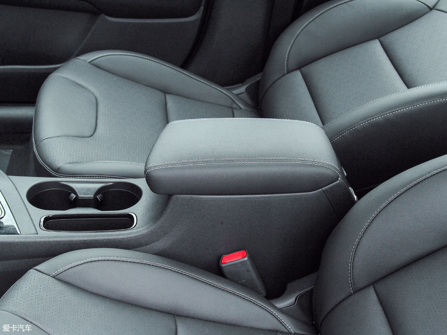 2017��O� 1.6L �p�x�Ϻ��A��