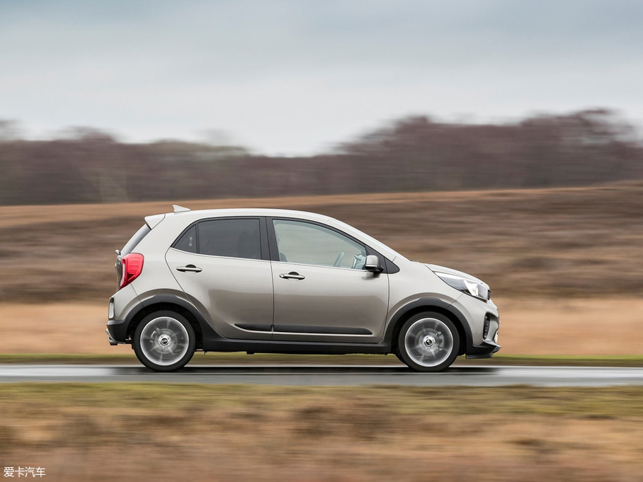 2018������Picanto X-Line