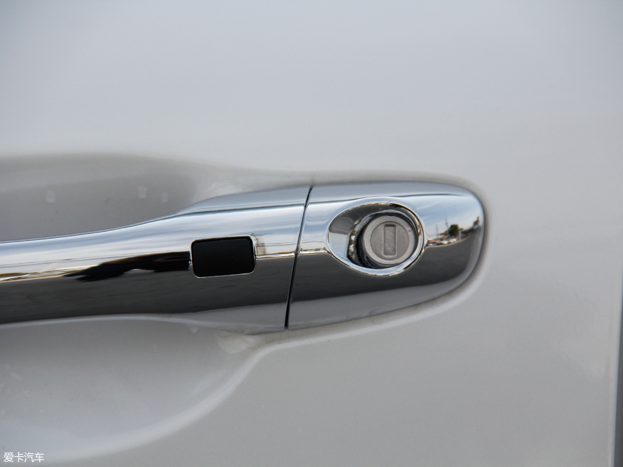 2018m L 2.0T (q)Ş 5