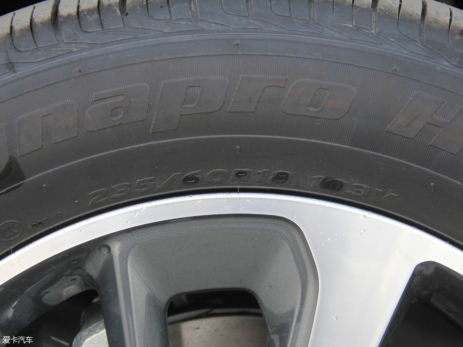 2018m L 2.0T (q)Ş 5