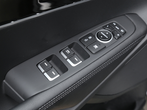 2018L 2.0T ̓A 5 п؅^