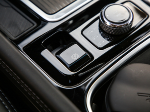 20192.2T (q)F 7 п؅^(q)