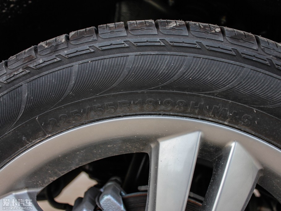 2011m 2.0T (q)ԄӺA(do)