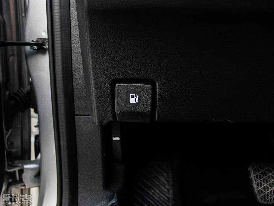 2011m 2.0T (q)Ԅ(dng)A(do)