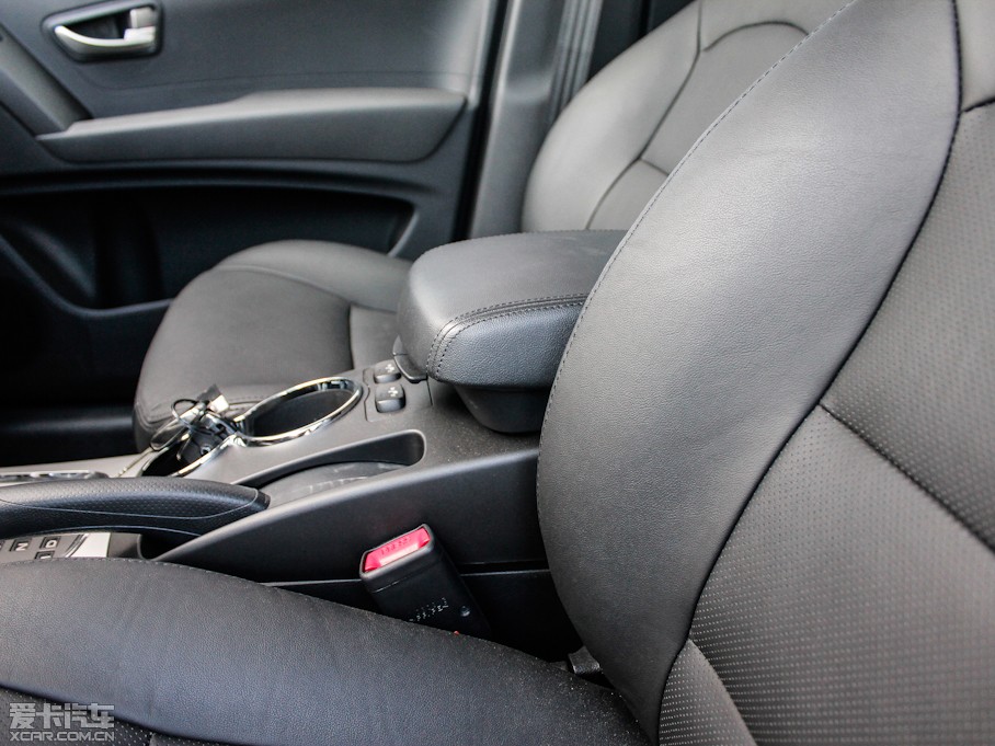 2011m 2.0T (q)ԄӺA(do)