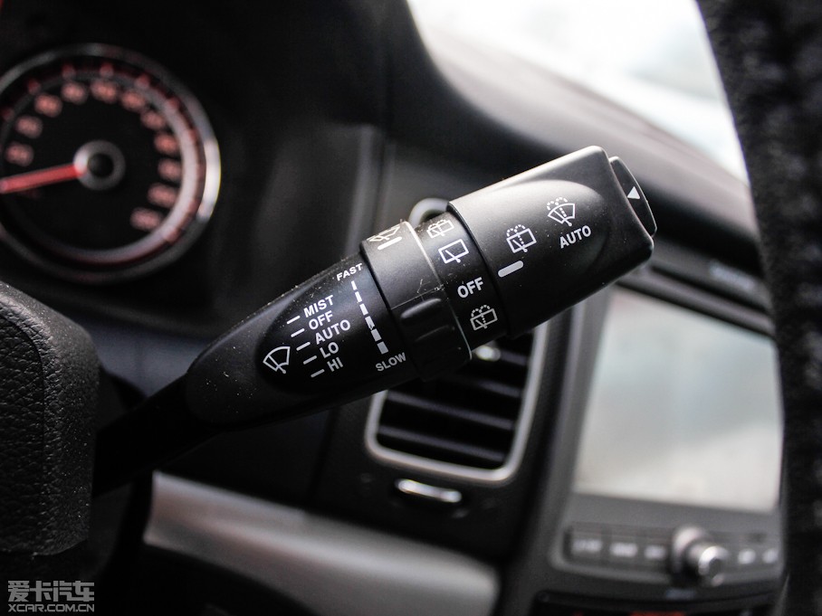 2011m 2.0T (q)ԄӺA(do)