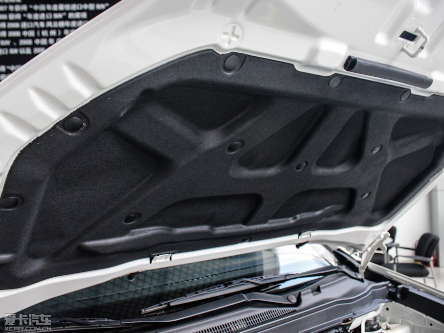 2011m 2.0T (q)ԄӺA(do)