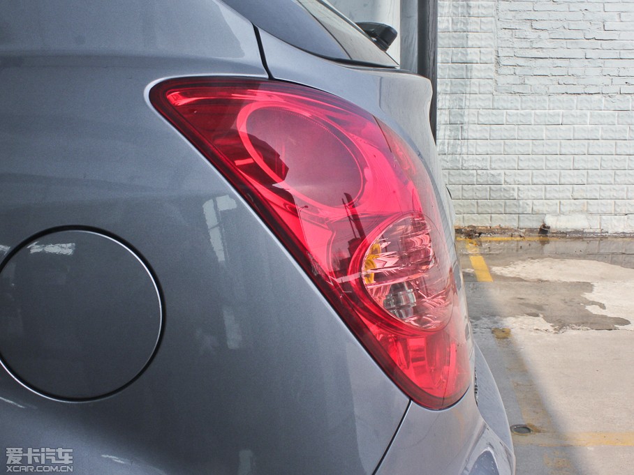 2011m 2.0T (q)Ԅ(dng)A(do)