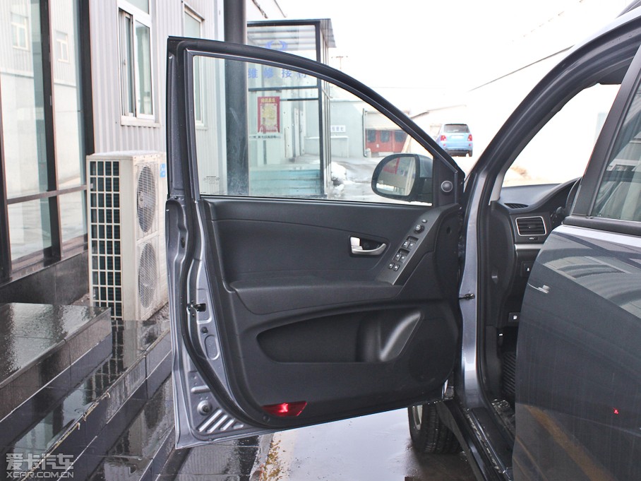 2011m 2.0T (q)Ԅ(dng)A(do)