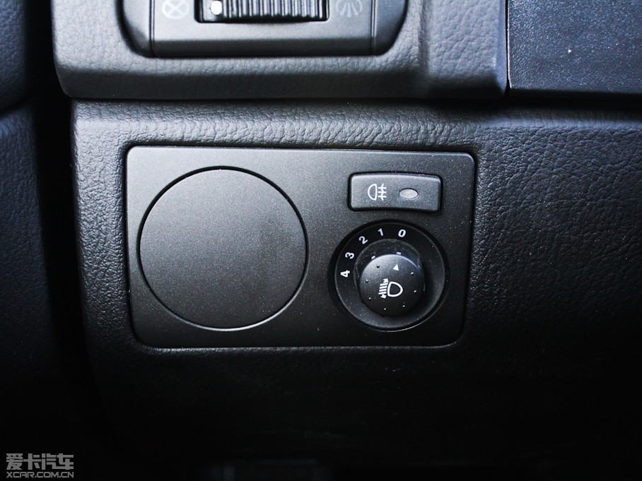 2011˹ 3.2L (q)A(do)