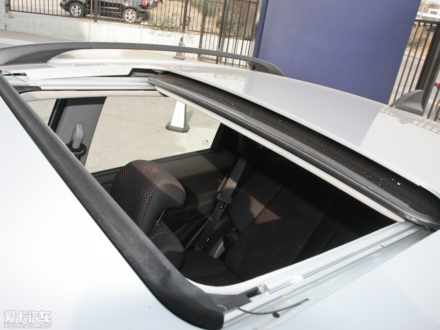 2011v 2.3L ԄӃ򌾫Ӣ