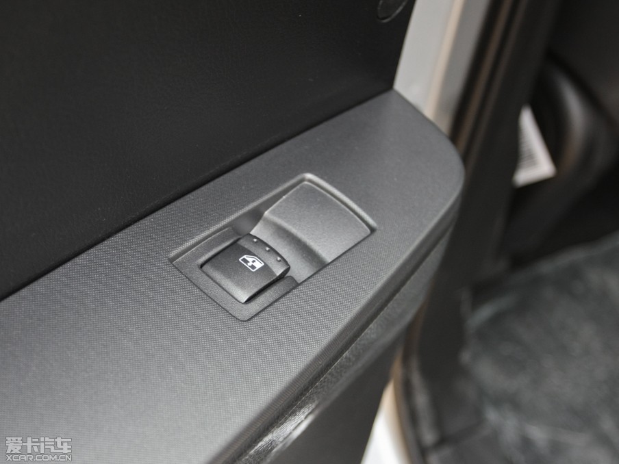 2011v 2.3L ԄӃ򌾫Ӣ