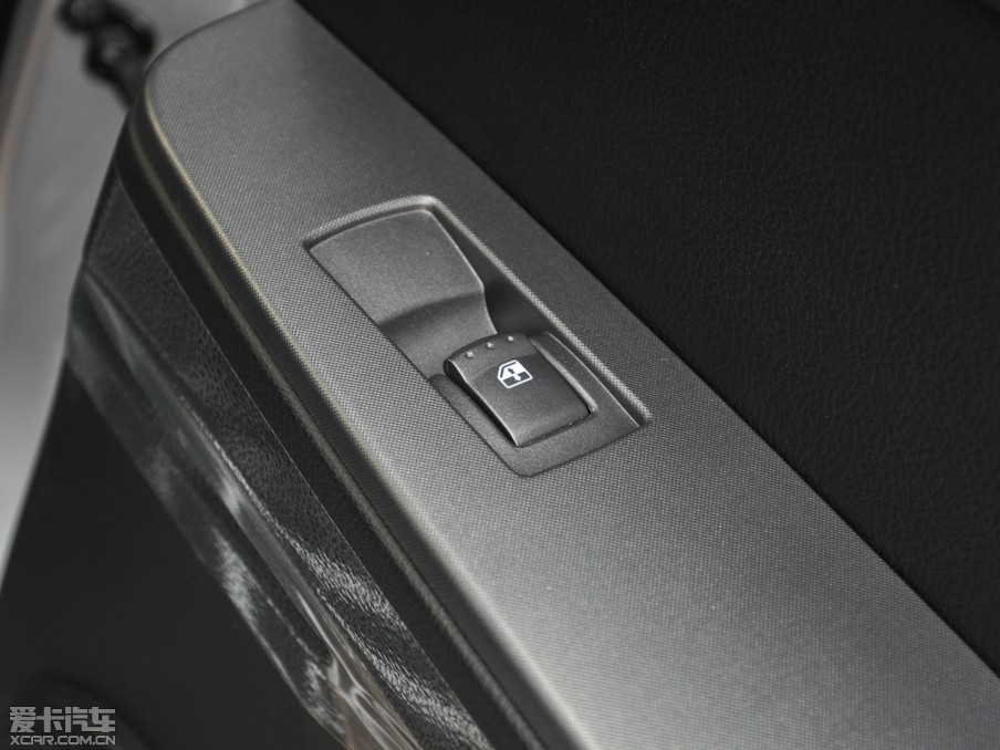 2011v 2.3L ԄӃ򌾫Ӣ