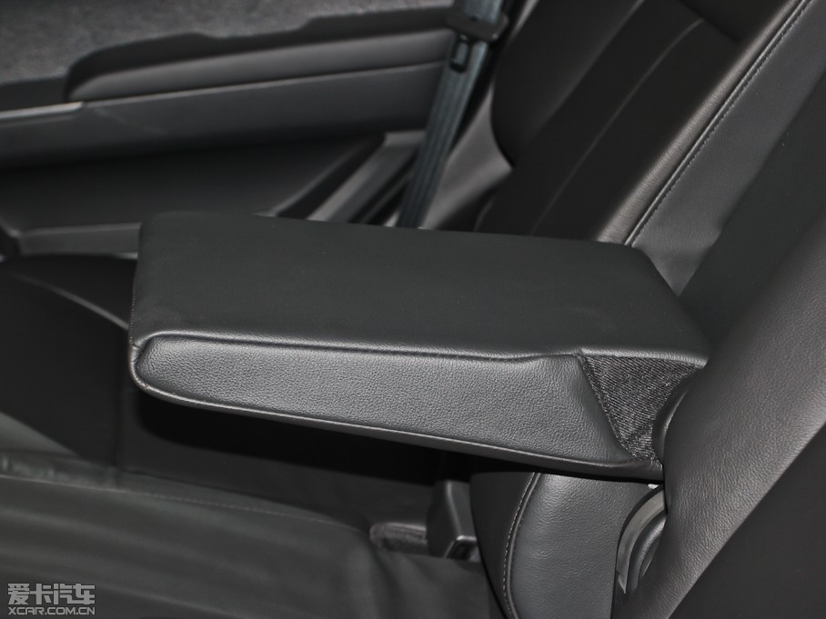 2011?li)?i)v 2.0T Ԅ(dng)(q)A