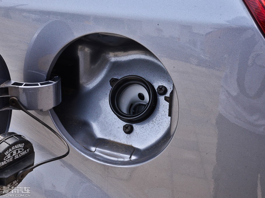 2013m 2.0L (q)Ԅ(dng)Ӣ