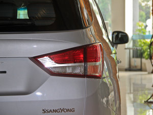2014款2.0L 两驱精英导航版 细节外观