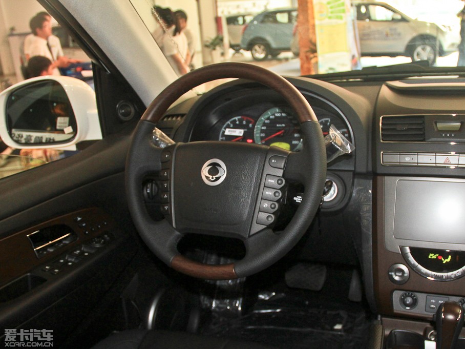 2014����˹��W 2.7T �����A������5��