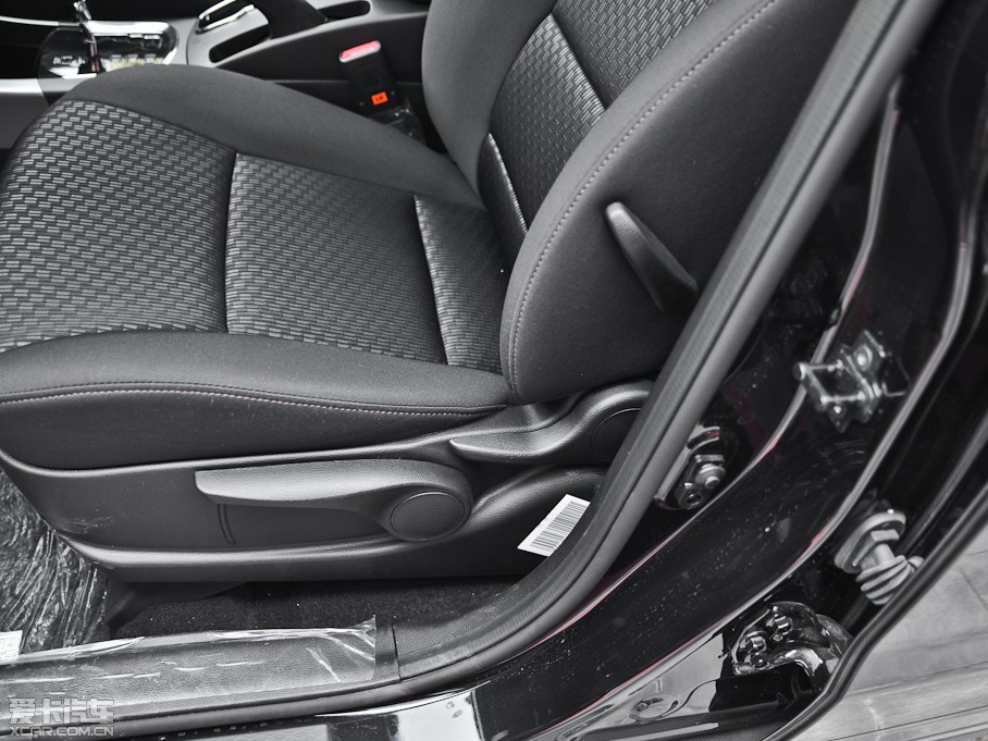 2014m 2.0L (q)Ԅ(dng)Ӣ(do)