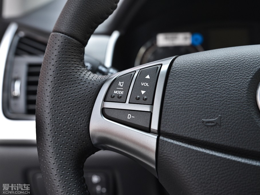 2014m 2.0L (q)Ԅ(dng)Ӣ(do)