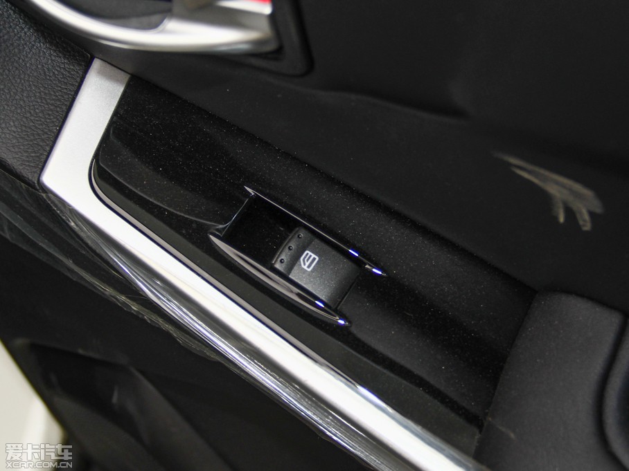 2014m 2.0L ԄӃ(q)ذ