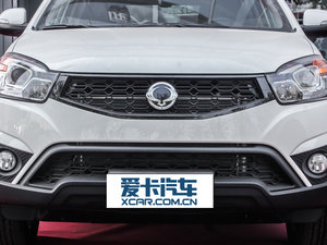 2014款2.0L 两驱手动舒适导航版 中网