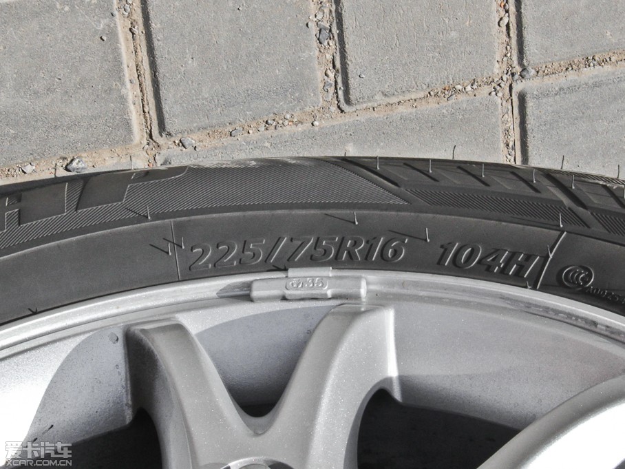 2014v 2.0T ԄӃ򌾫ӢͰ