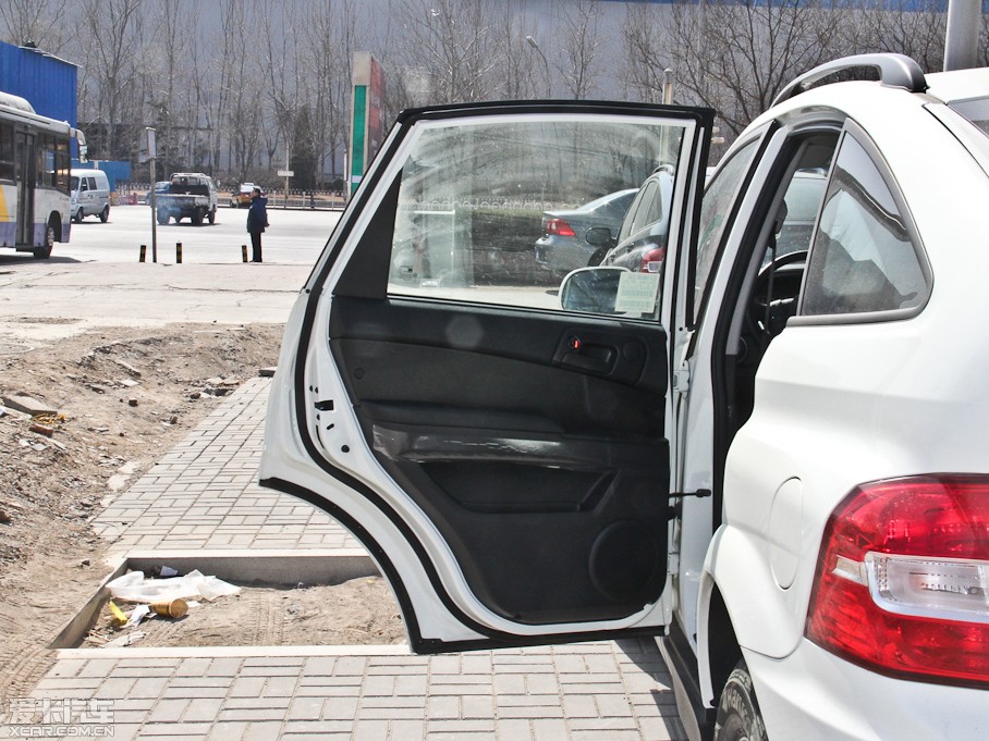 2014v 2.0T ԄӃ򌾫ӢͰ